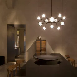 Lampadario Nabila a 12 luci in vetro trasparente di Corrado Dotti