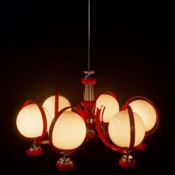 Lampadario rosso a 7 luci Stilnovo