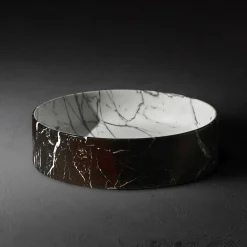 Lavabo Blessed Circle in Rosso Lepanto e Calacatta Carrara