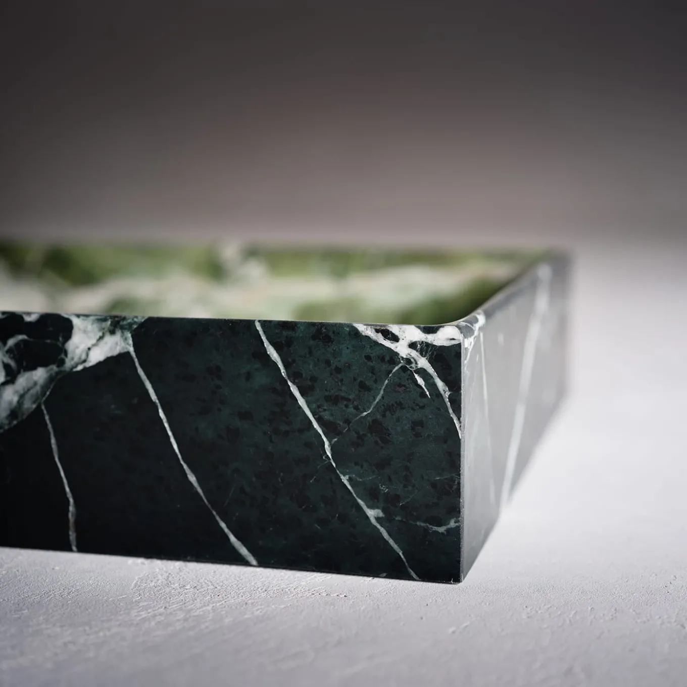 Lavabo Blessed Square in Verde Alpi e Artik Green