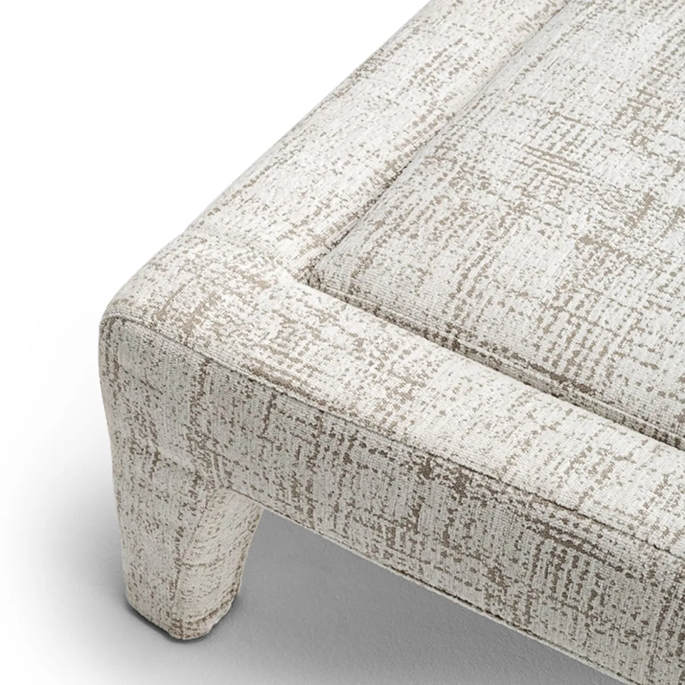 Lettino da sole in tessuto morbido Moonlight di Paola Navone Otto Studio