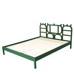 Letto Guarino in legno laccato verde