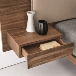 Letto matrimoniale York Soft in pelle stone e noce canaletto