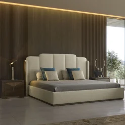Letto Milano in ecopelle cappuccino con pannelli in noce canaletto
