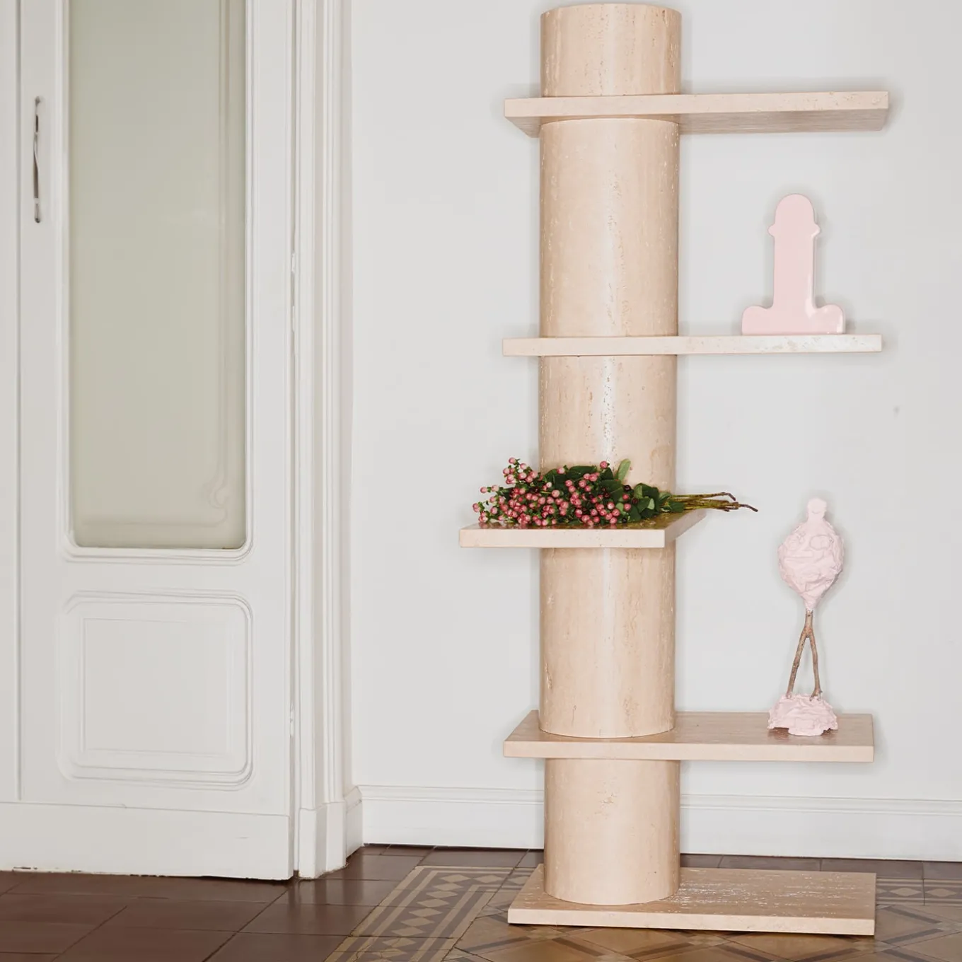 Libreria Roma in marmo di Dainelli Studio