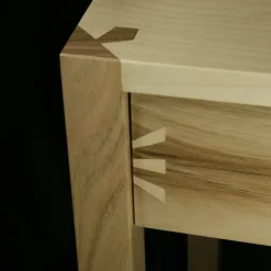 L'ora di andare a letto per il comodino di falegnameria