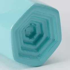 Maniglia Prisma lucidata blu chiaro di Nicole Valenti