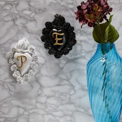 MISS CON INIZIALE DI CUORE IN CERAMICA BIANCA