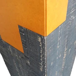 Mobiletto Fiammifero Totem Giallo di Giulia Contaldo