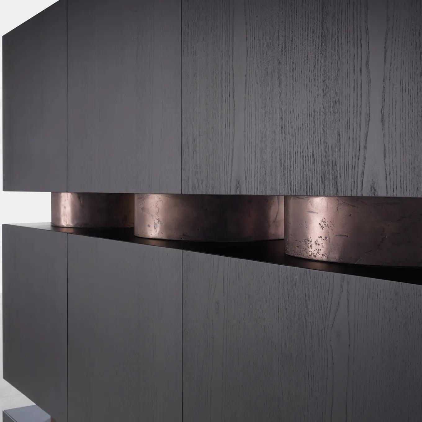 Mobiletto Rubik nero di Dainelli Studio