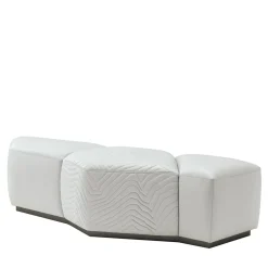 Panca in pelle bianca di Castello Lagravinese Studio