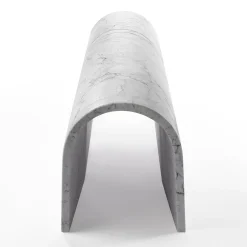 Panchina Galleria Scultpure di Ron Gilad