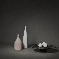 Pietra L15 Alzata per torte in marquina nera di Piero Lissoni