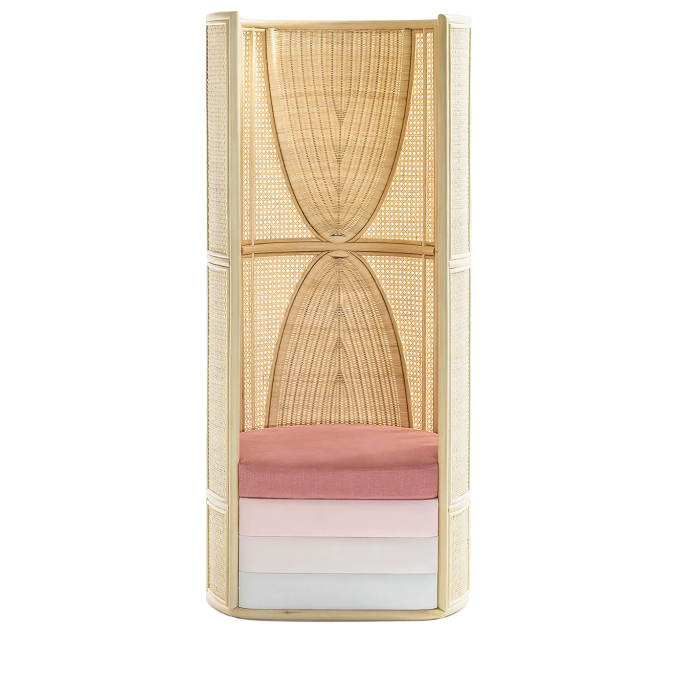 Poltrona alta Lisetta di Elena Salmistraro