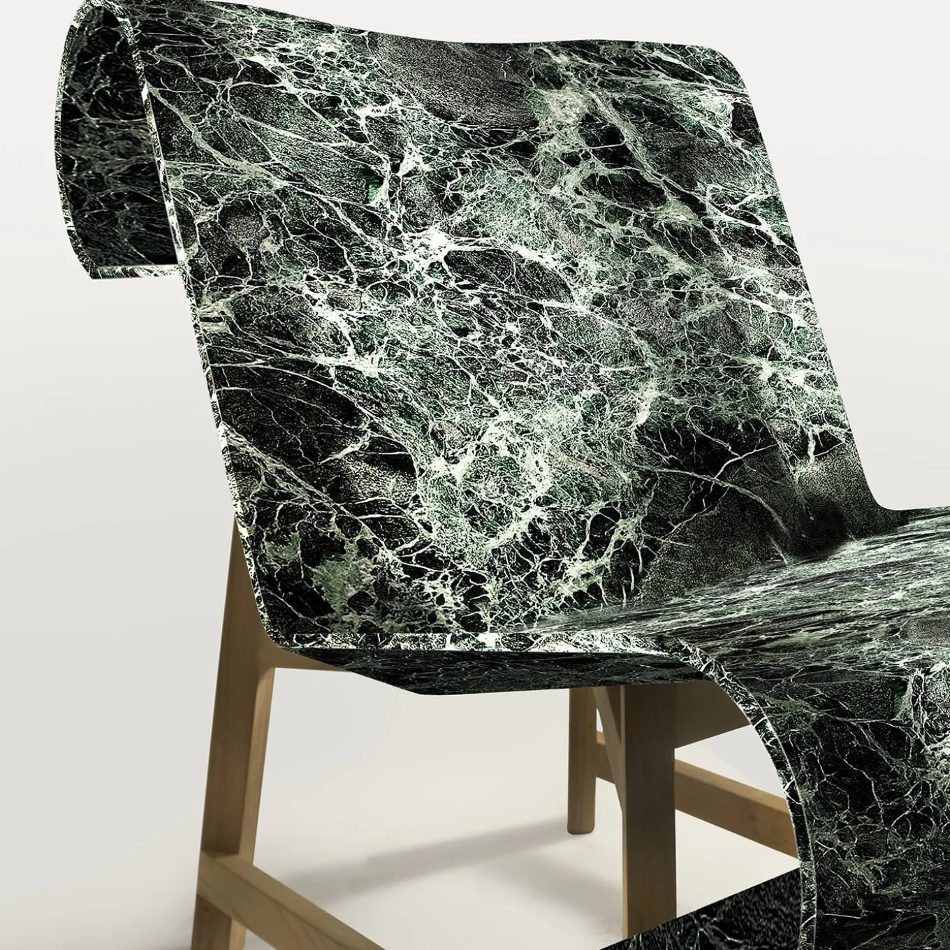 Poltrona Curl in Marmo Verde Alpi
