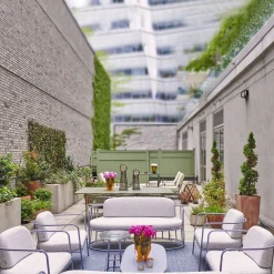 Poltrona Dolmen Neve di Margherita Rui