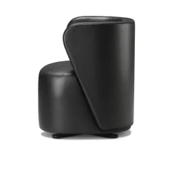 Poltrona girevole Spritz in pelle nera di Lorenza Bozzoli