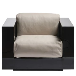 Poltrona Saratoga White di Lella e Massimo Vignelli