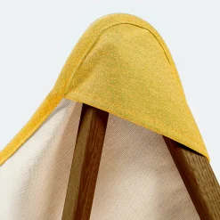 Poltrona Tripolina in crema e giallo senape