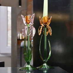 Portacandele in Vetro Rosa Iris di Summerill & Bishop