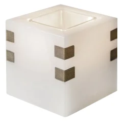 Portacandele Santiago in onice con inserti in ottone