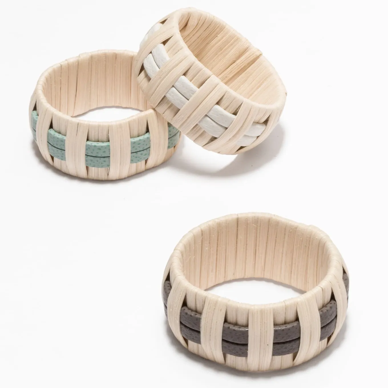 Portatovaglioli in pelle e rattan verde Anglet