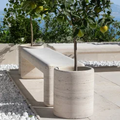 Portavasi in Travertino Lapis