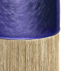 Pouf in pelle viola con frange dorate di Lorenza Bozzoli