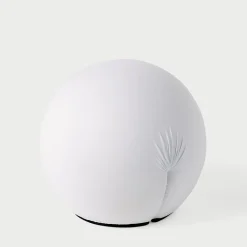 Pouf in tessuto tecnico bianco Tatino di Denis Santachiara