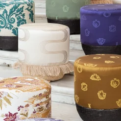 Pouf Vague Avorio con tessuto d'archivio Rubelli e base in cesta