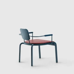 Rock4 Poltrona da salotto blu con seduta in pelle rossa di Marc Sadler