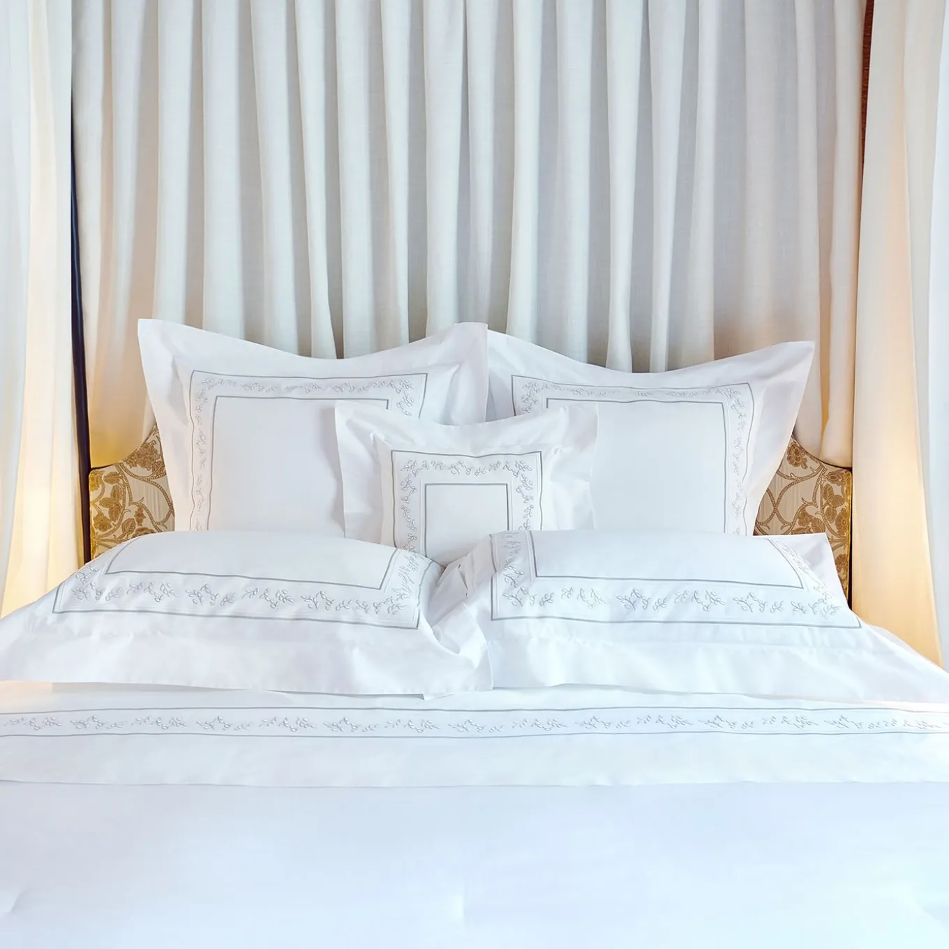 Roma Bianco e argento oliva US King Sham