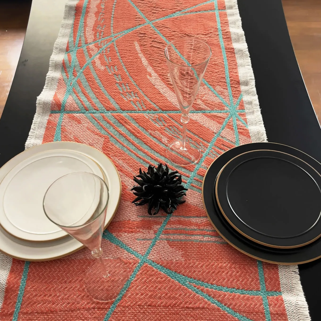 Runner double face Borromini in Tiffany e Rosso Rowan