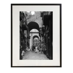Scena di strada napoletana con cornice di Herbert Felton