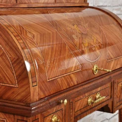 Scrittoio Cilindrico a Rullo in Legno