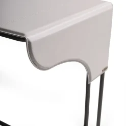 Scrivania Rectangolare Libra in Pelle Bianco Ghiaccio e Metallo
