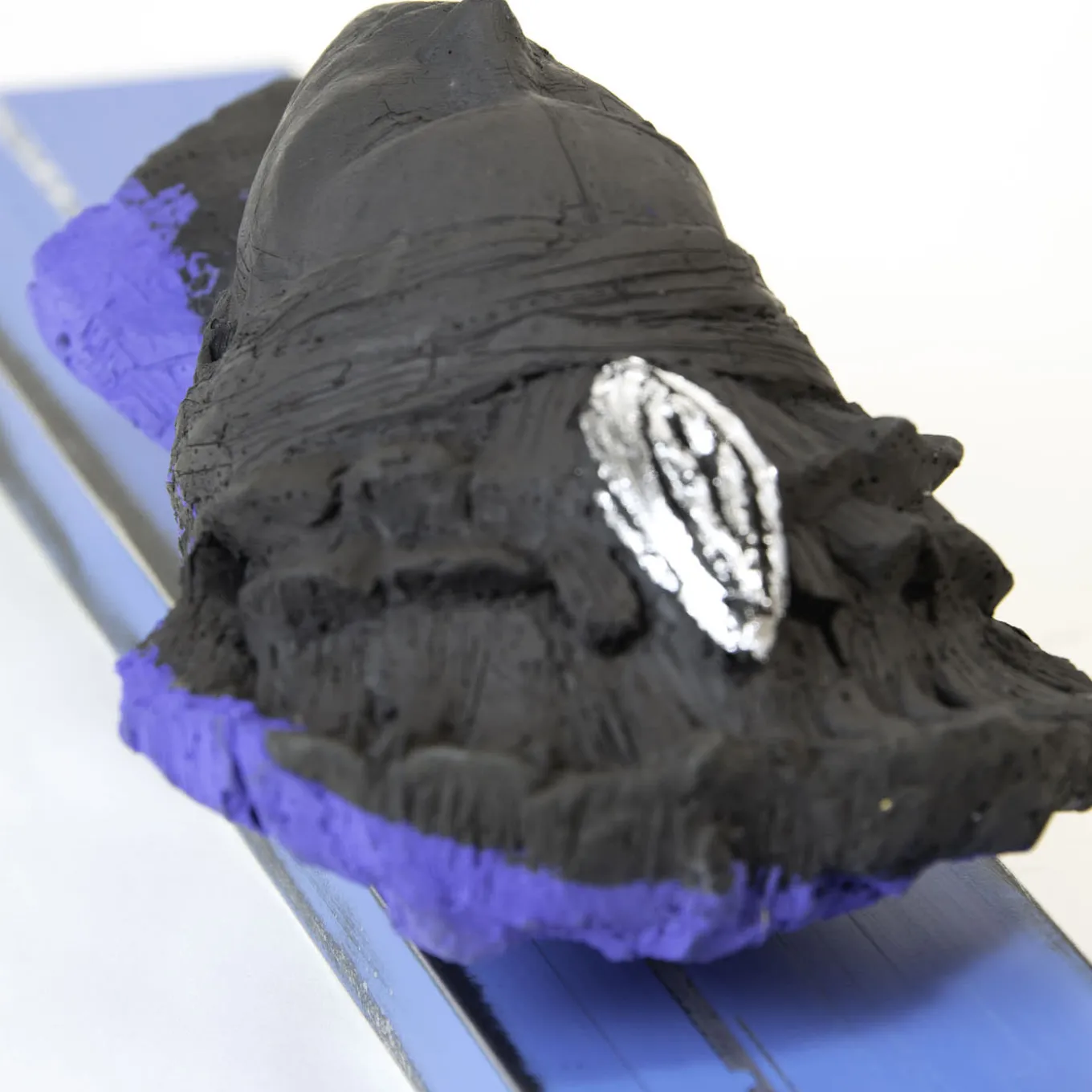 Scultura blu Matrilineare II