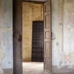 Scultura da parete Testudo Abatellis nero