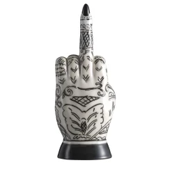 Scultura decorativa Infamis Tattoo di Ugo La Pietra