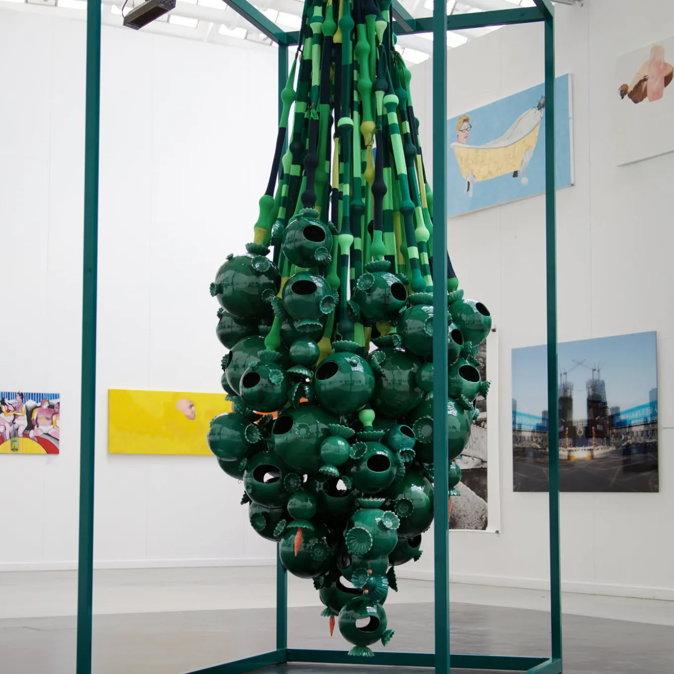 Scultura di bolle verdi