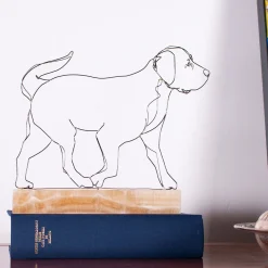 Scultura di Labrador in Passeggiata su Base in Onice Cappuccino