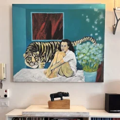 Scultura di rinoceronte verde scuro