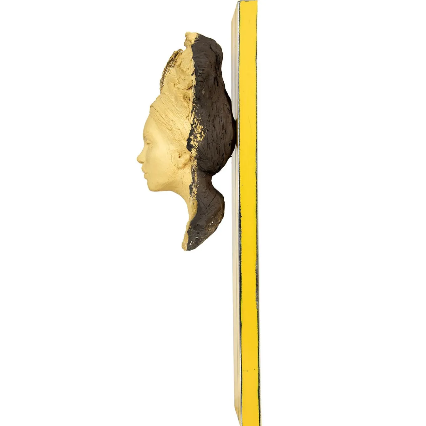Scultura gialla Matrilineare II