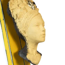 Scultura gialla Matrilineare II