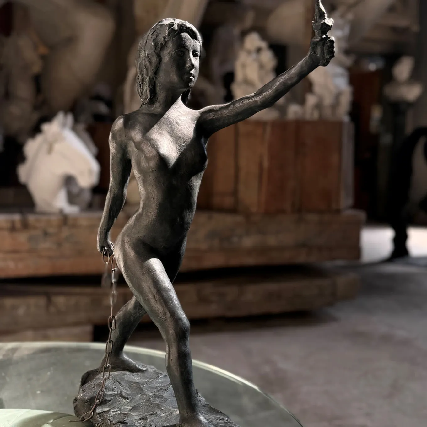 Scultura in bronzo Libertà