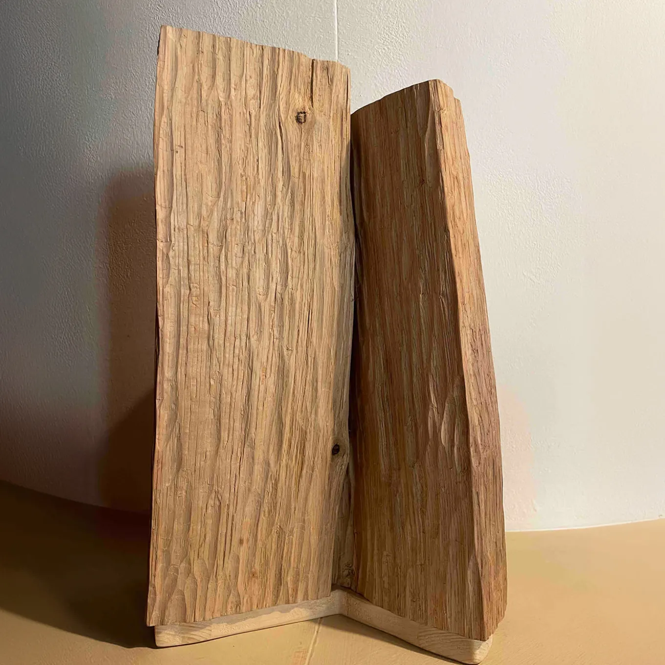 Scultura in legno Abbraccio di Pietro Meccani