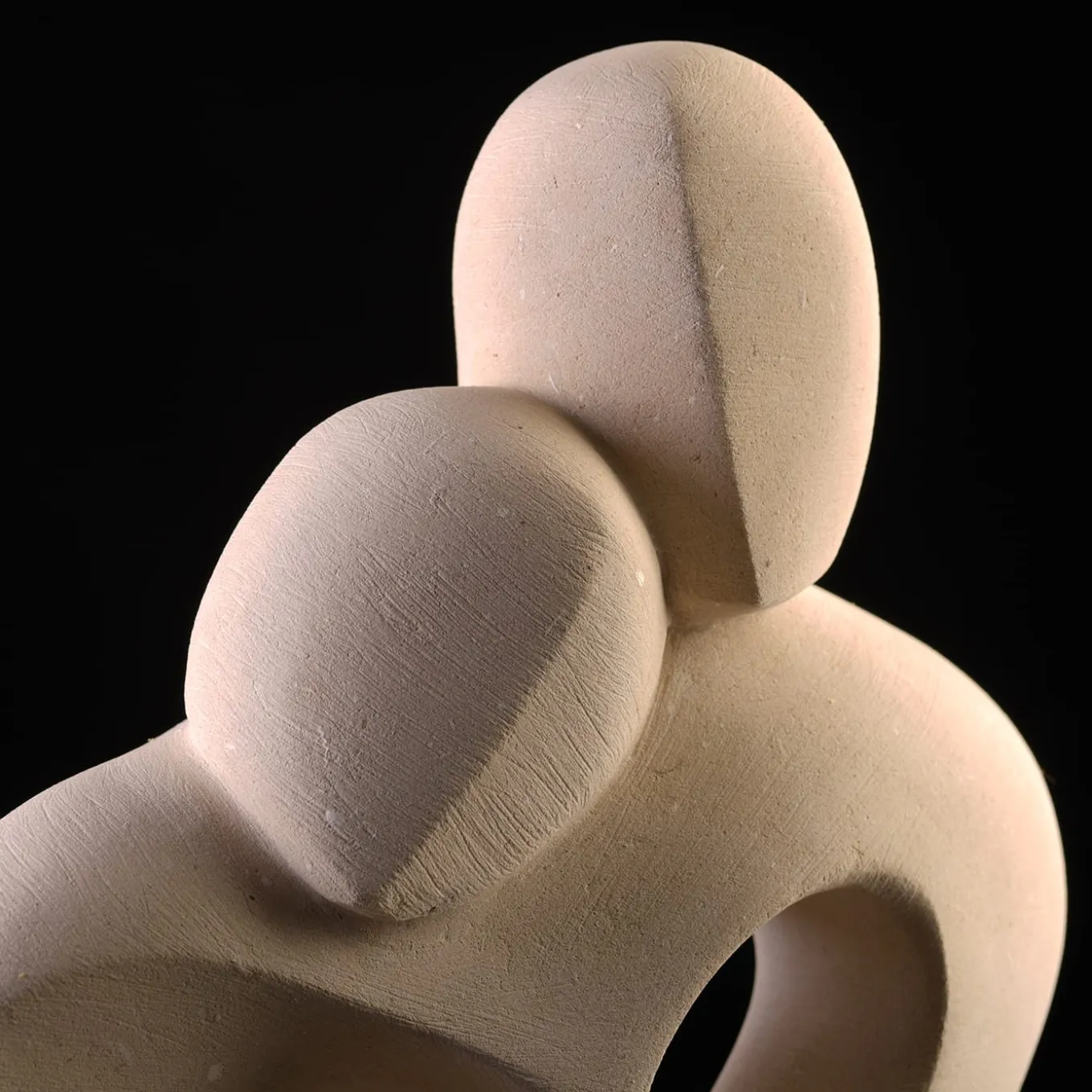 Scultura in pietra Il Sorriso del Cuore