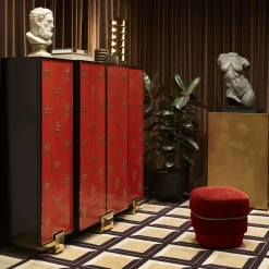 Scultura in resina di torso femminile