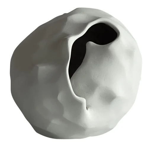 Scultura in terracotta patinata bianca Attimo
