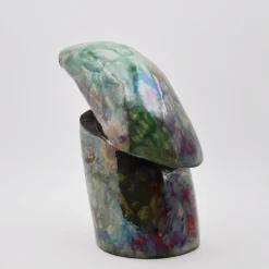 Scultura Keira Raku di Nino Basso
